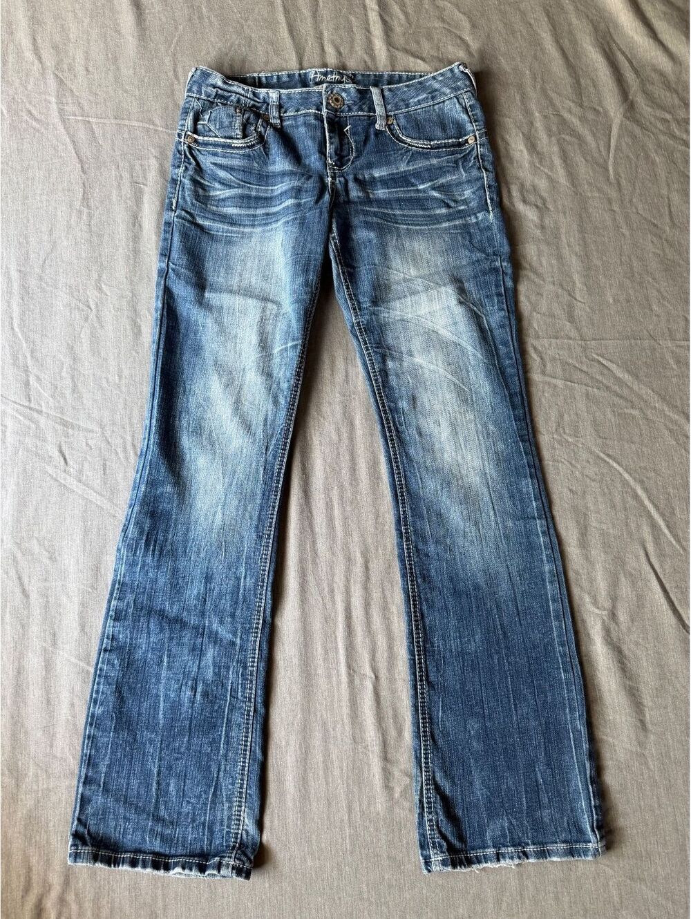 Amethyst Jeans Size 9 Bootcut Y2k Medium Wash Low Rise